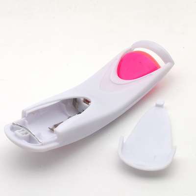 New Arrival  Heated Eeylash Curler Electric Eyelash Brush  Plastics Eyelash Curlers For Eye Tools